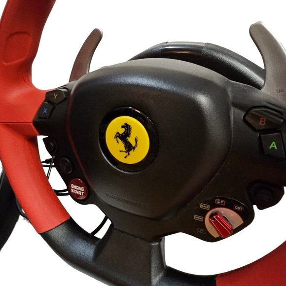 Thrustmaster Ferrari 458 Spider Racing Wheel and Pedals for Xbox One - Picture 7 of 14